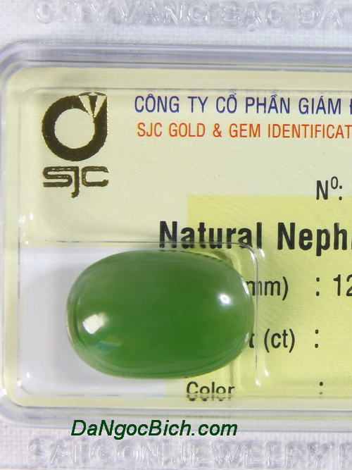 Vien da ngoc bich nephrite