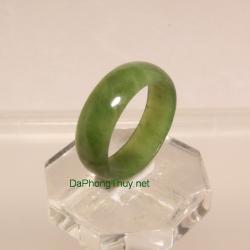 Nhẫn ngọc bích nephrite size19 NBN20