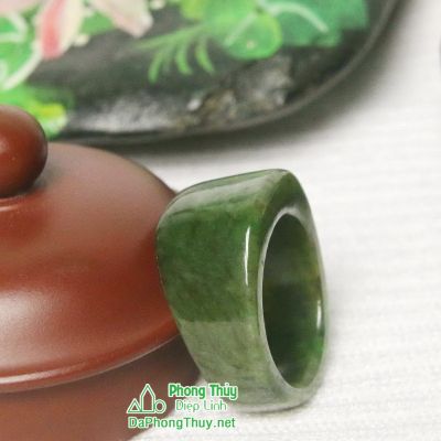 Nhẫn đá ngọc bích nephrite jade 17-18.5