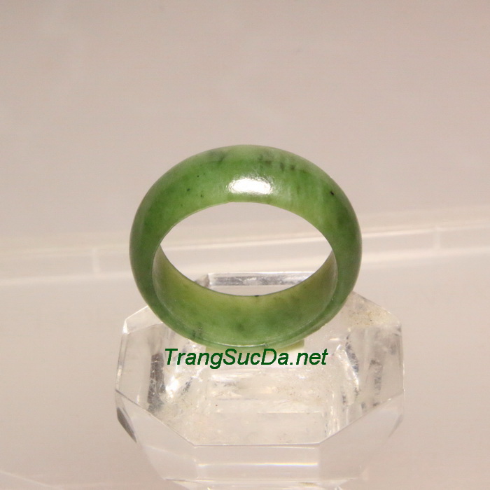 Nhan ngoc bich nephrite