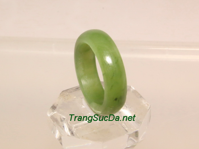 Nhan ngoc bich nephrite