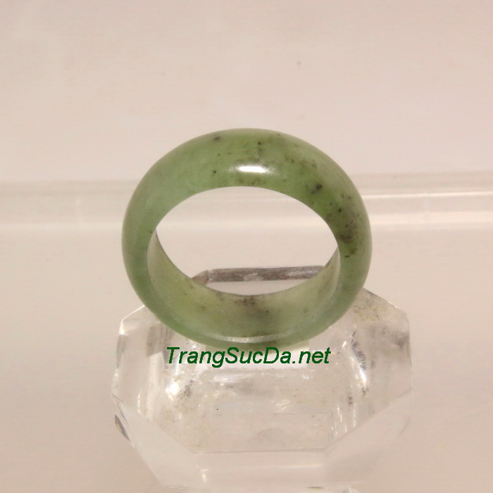 Nhẫn ngọc bích nephrite