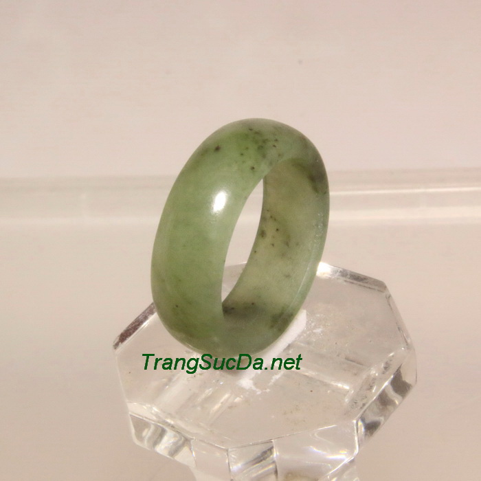 Nhẫn ngọc bích nephrite