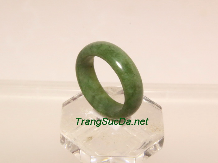 Nhan ngoc bich nephrite