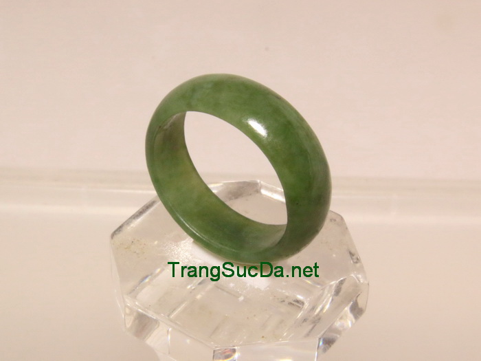 Nhan ngoc bich nephrite