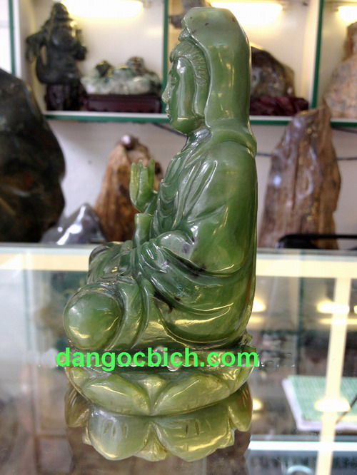 Ngoc bich nephrite